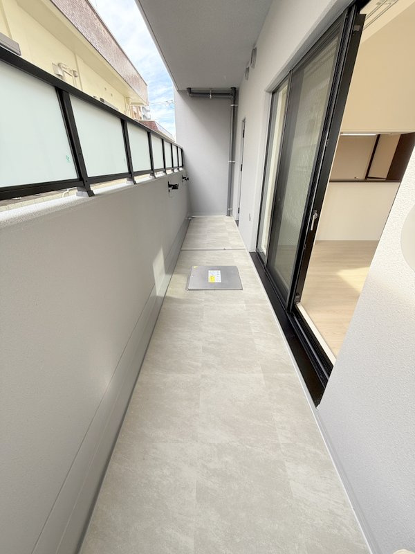 カルム小西Ⅴ　仲介手数料無料のバルコニー