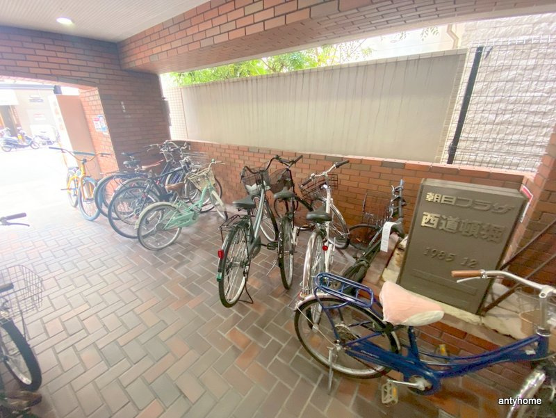 朝日プラザ西道頓堀　仲介手数料無料の駐車場