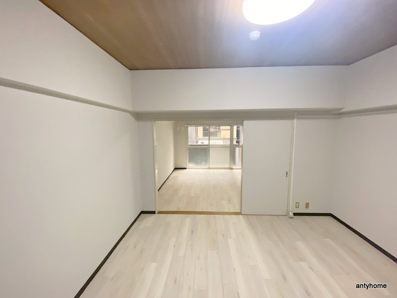 朝日プラザ西道頓堀　仲介手数料無料の洋室