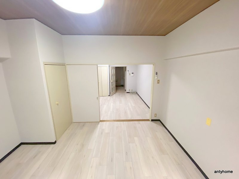 朝日プラザ西道頓堀　仲介手数料無料の寝室