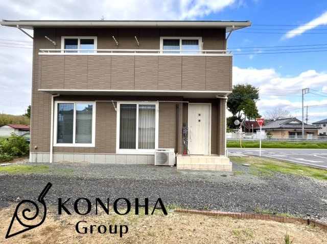 【中古戸建】伊勢崎長沼町の外観|■外観｜土日のご見学はもちろん、平日・夜間のご案内も大歓迎です♪「今から見たい」や「仕事終わりに見たい」にもご対応できますのでお気軽にお問い合わせください♪