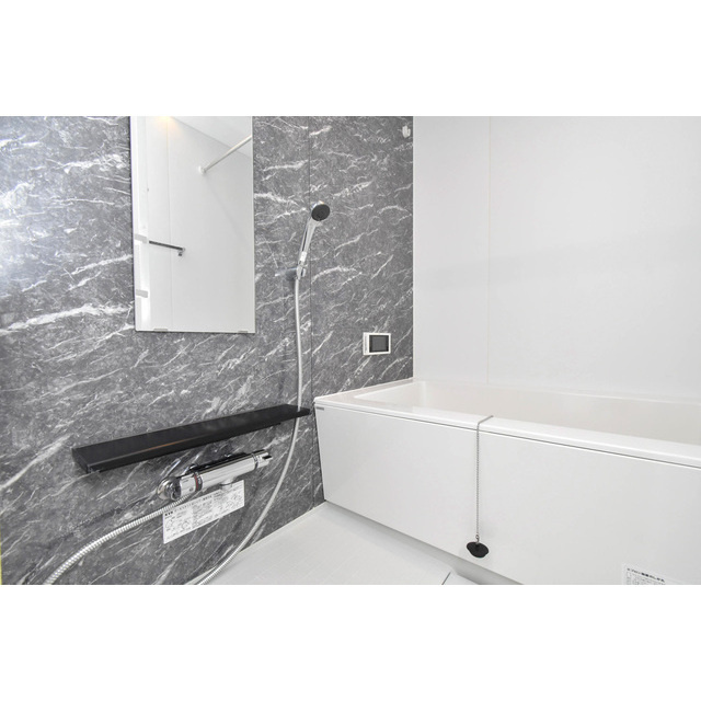 千種アヴァンギャルドプレイスの浴室