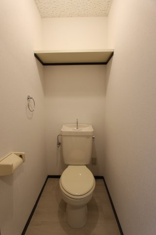 メゾンメリオールのトイレ|トイレもきれいです