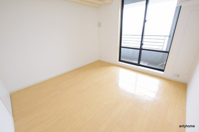 メゾンドヴィレ大阪城公園前　仲介手数料無料の洋室