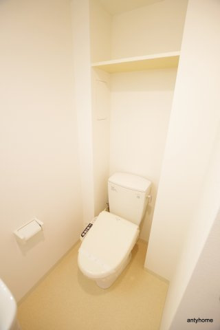 メゾンドヴィレ大阪城公園前　仲介手数料無料のトイレ