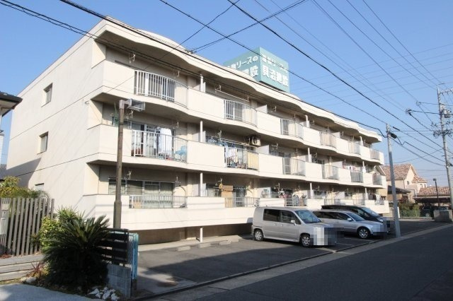 明正雅ハイツの駐車場|駐車場です