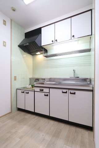 明正雅ハイツのキッチン|きれいなキッチンです