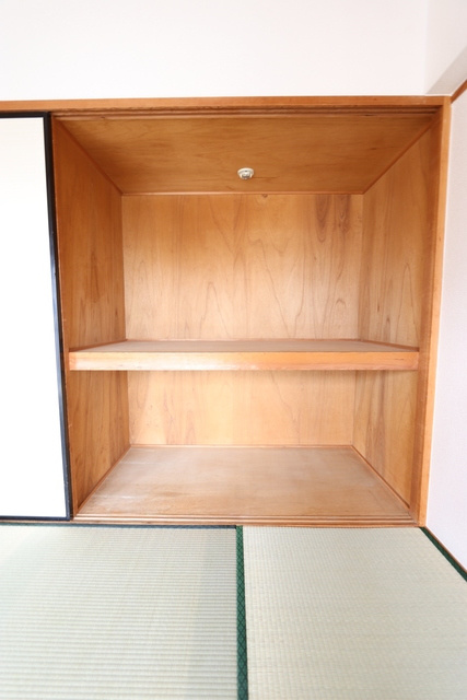 明正雅ハイツの収納|同物件、別の部屋の参考写真になります