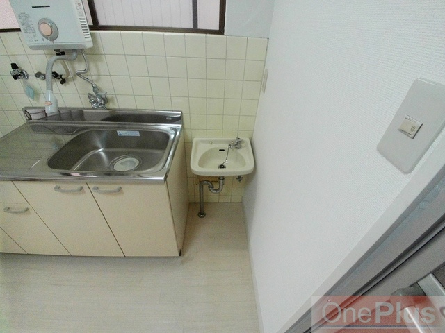 宝ビルの洗面所