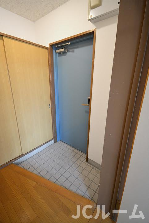 アシスト第7上越マンションⅡの玄関