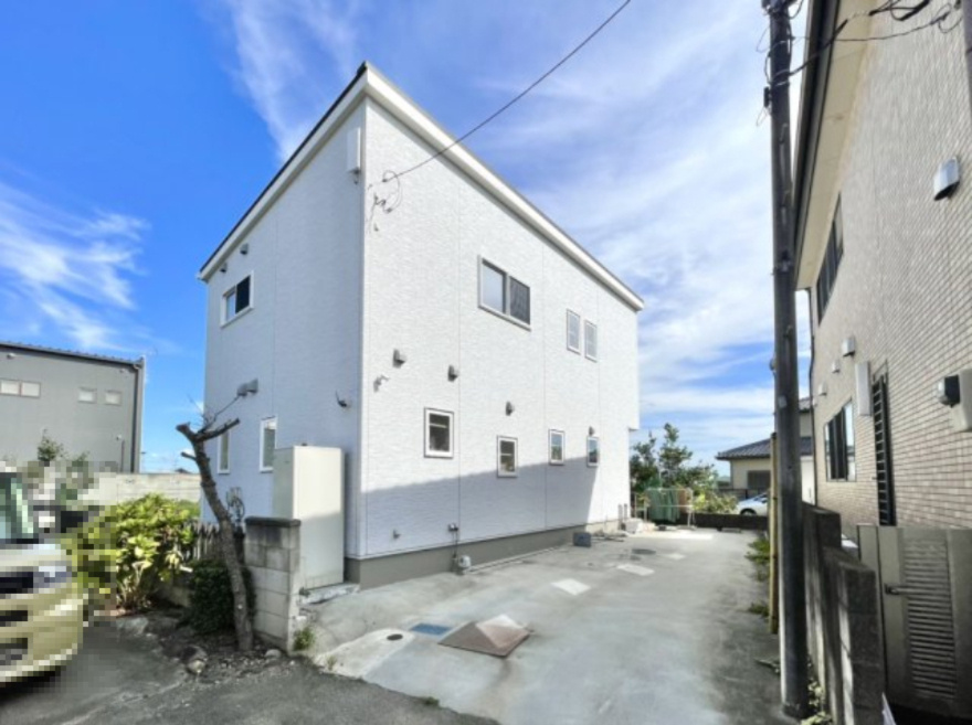 【中古戸建】高崎市正観寺町の外観|■外観｜土日のご見学はもちろん、平日・夜間のご案内も大歓迎です♪「今から見たい」や「仕事終わりに見たい」にもご対応できますのでお気軽にお問い合わせください♪