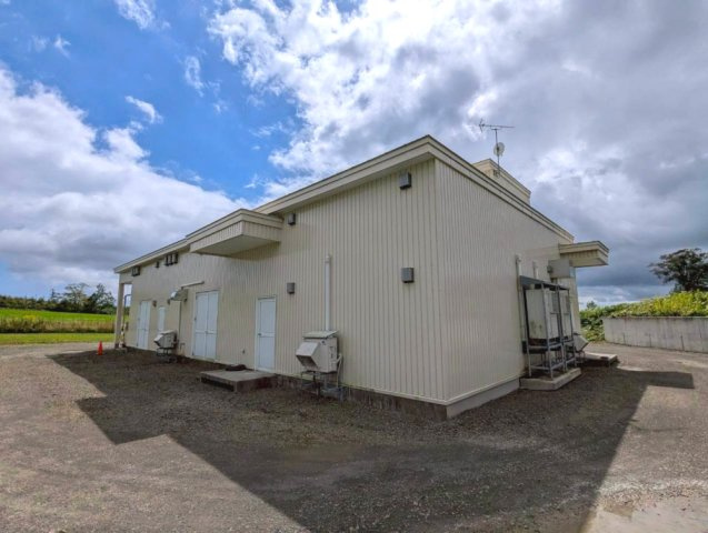 厚岸郡浜中町茶内西8線【ヨーグルト製品製造工場跡　居抜き】の外観