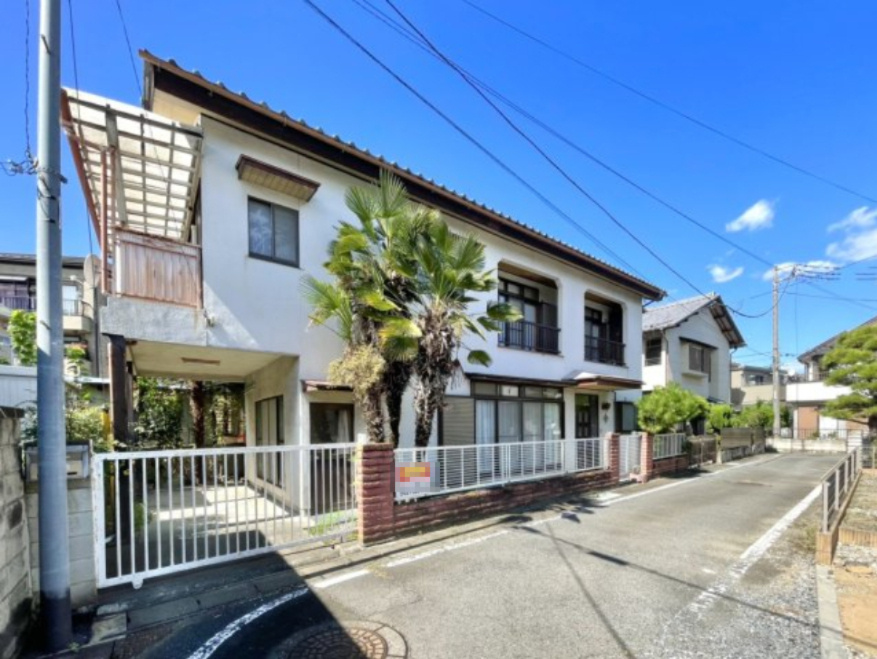 【中古戸建】高崎市石原町の外観|■外観｜特徴のある個性的な住まいと美しい街並み、そして住みやすい環境を、ぜひ現地でご覧になりませんか。お気軽にお問合せください(^^)  
