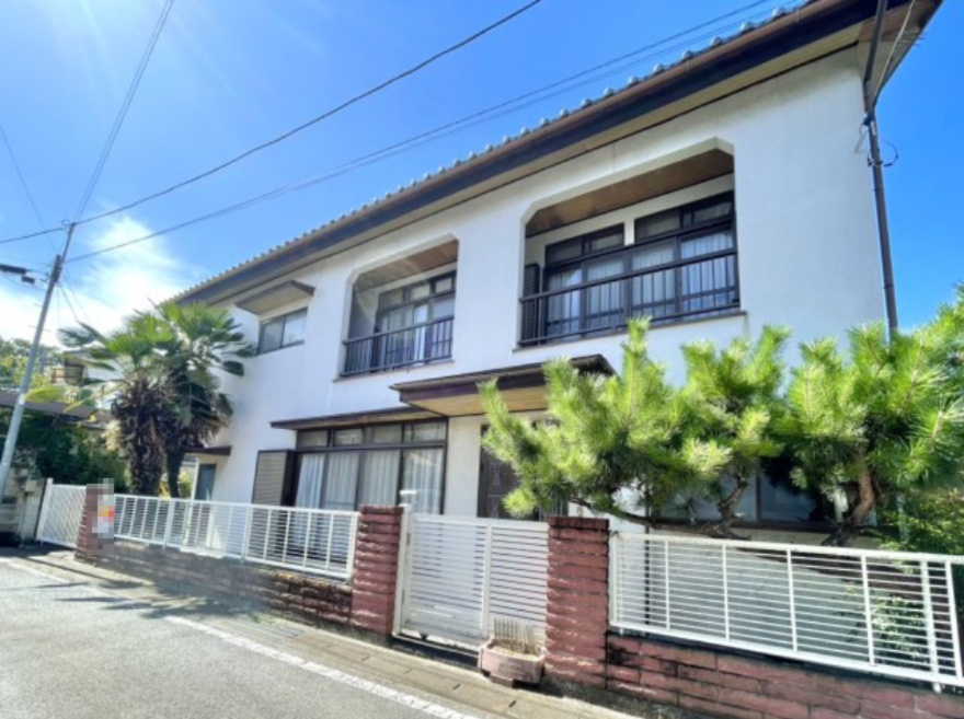 【中古戸建】高崎市石原町の外観|■外観｜親戚や友人を何度でも招きたくなってしまうようなお家です♪