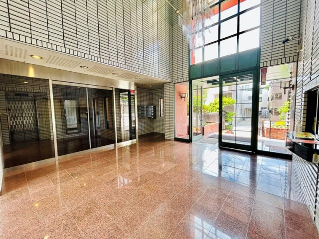 ダイアパレス本山のロビー|ロビーです