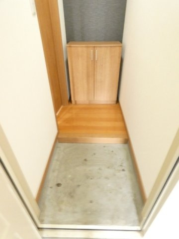 アビタシオン芦野の玄関