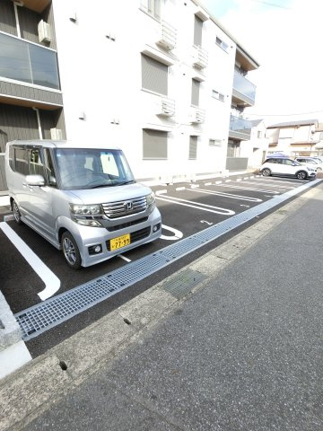 D-ROOM都賀2丁目Ⅱ－B棟の駐車場