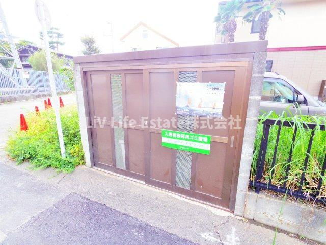 ヴィラ・ファミーユ　A