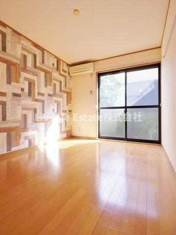 ヴィラ・ファミーユ　Aの居間・リビング