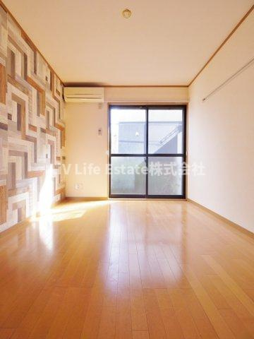 ヴィラ・ファミーユ　A