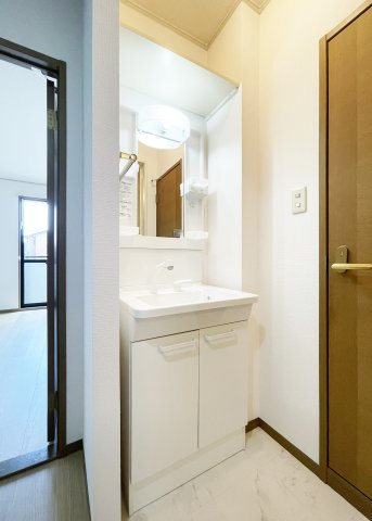 セジュール井川の洗面所