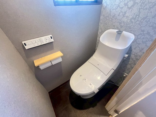 千代が丘2丁目貸家のトイレ