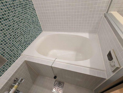 【浴室】 | エルスタンザ中野新井 | 浴室乾燥機付きバス。