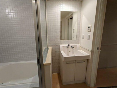 【独立洗面台】 | エルスタンザ中野新井 | 嬉しい独立洗面台付き。