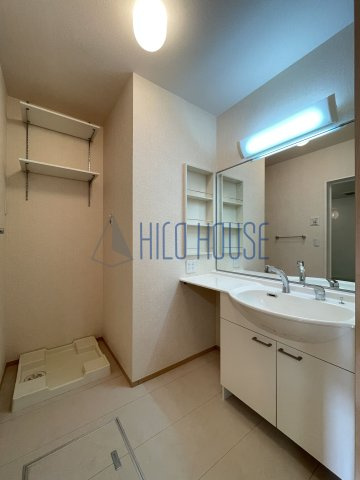 ルミエル Ｎの洗面所