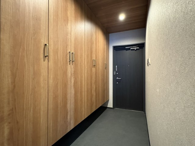 【玄関】 | マリナージュ芦屋 | 玄関スペースを拡張することで、収納豊富に。