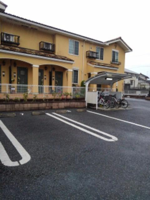 プリムヴェールの駐車場