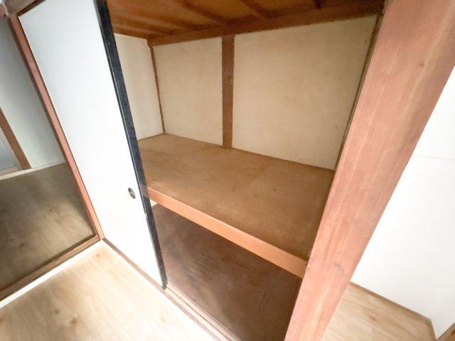 児島アパートの収納