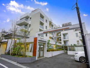 【外観】 | ご自宅から現地まで、当社スタッフがお車にて、「お迎え・お送り」をしております。ぜひお気軽にお問い合わせくださいませ♪