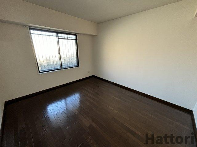 プレシオ緑ヶ丘の居間・リビング