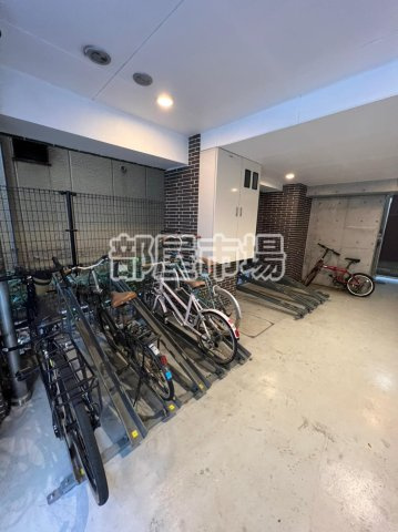 HY's　上野入谷のその他共用部分|駐輪場