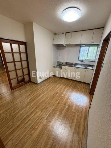 朝霞市根岸台４丁目のアパートの内装