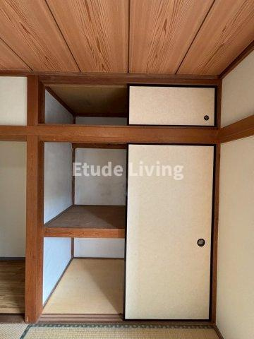 朝霞市根岸台４丁目のアパートの収納