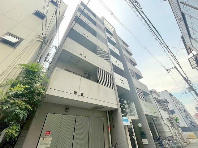 東三国エンシンビルの外観