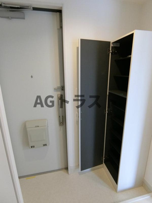 【玄関】 | リブリ・OGW Ⅰ | きれいな玄関です