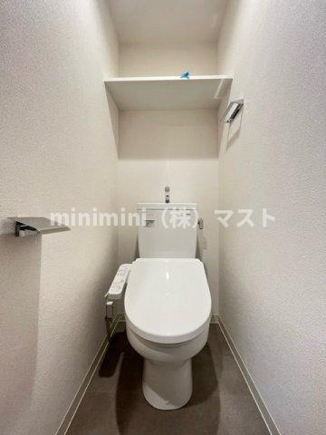 大阪市浪速区下寺３丁目の賃貸マンションのトイレ