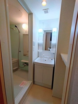 【独立洗面台】 | アルヴィータ