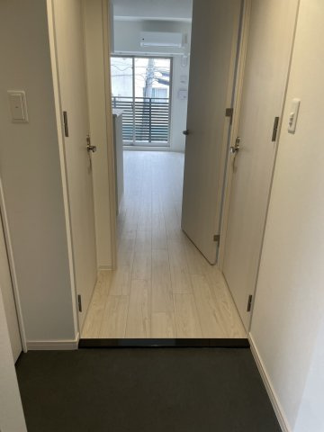 ファーストフィオーレ東灘の玄関|落ち着いた玄関です