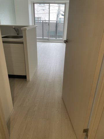 ファーストフィオーレ東灘の居間・リビング|ゆったりとした居間です