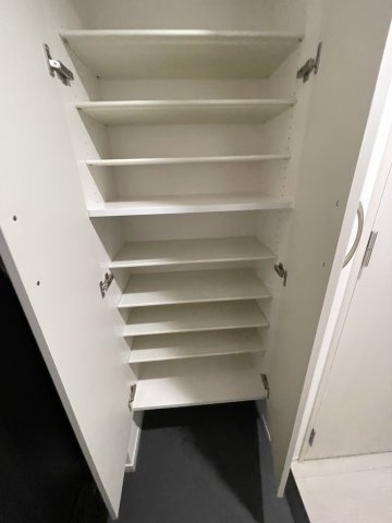 ファーストフィオーレ東灘の収納|専用の収納スペースです