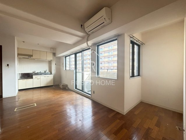 B-LIBER（ビーリベリ）の内装