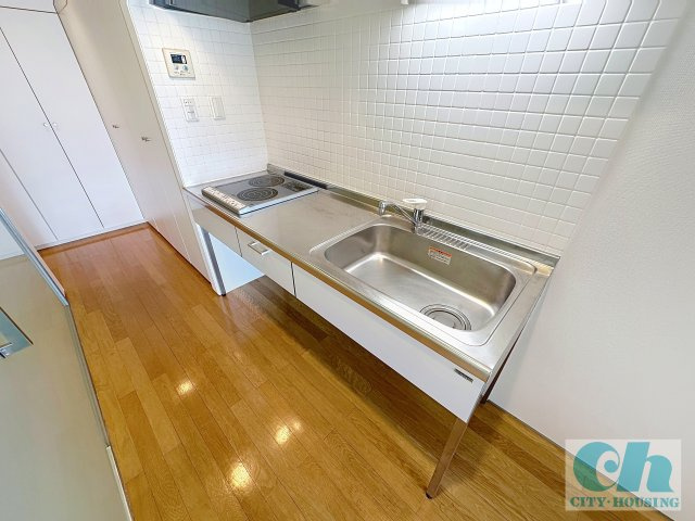 セレーノ戸越 402号室のキッチン