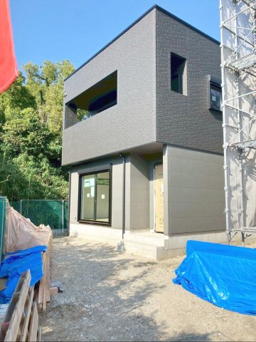 タマタウン須恵新原駅前