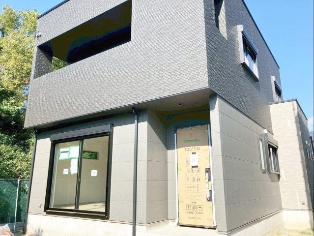 タマタウン須恵新原駅前