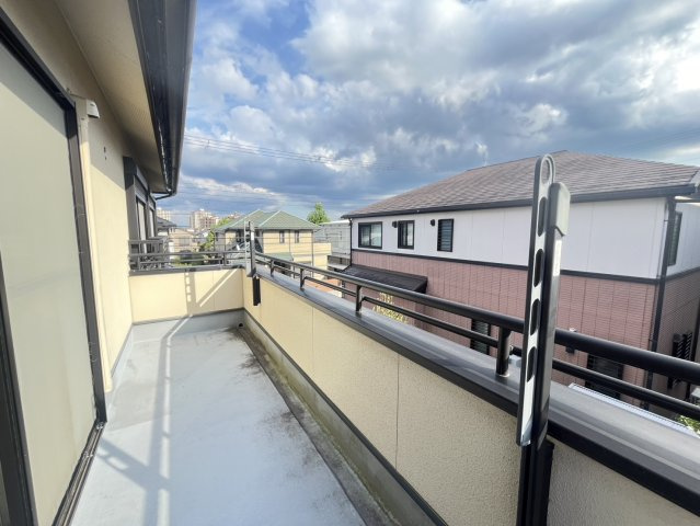 ゆりのき台2丁目貸戸建のバルコニー