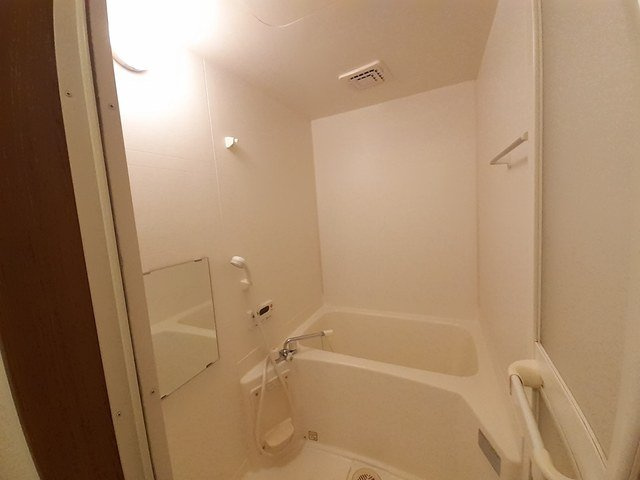 メニープログレスＢの浴室